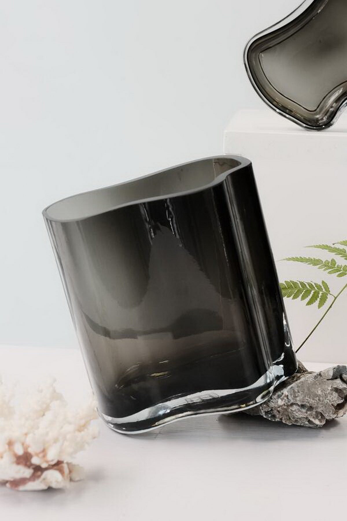 New modern design vase inspired by CORAL + Aalto, COR20GR-4